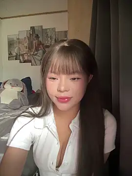 Snapshot of SarahBeii chatting on October 22, 3:55 am SarahBeii online show from October 22, 3:55 am