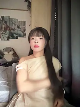 Snapshot of SarahBeii chatting on September 14, 4:21 am SarahBeii online show from September 14, 4:21 am