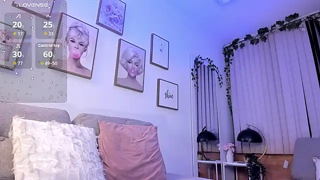 Snapshot of Rosita_se chatting on September 9, 3:28 am Rosita se online show from September 9, 3:28 am