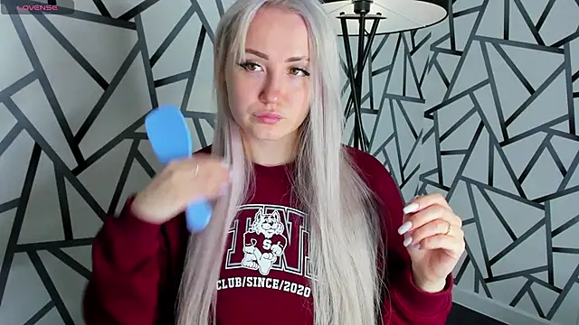 Snapshot of Joyce_Howard chatting on October 7, 2:05 am Joyce Howard online show from October 7, 2:05 am