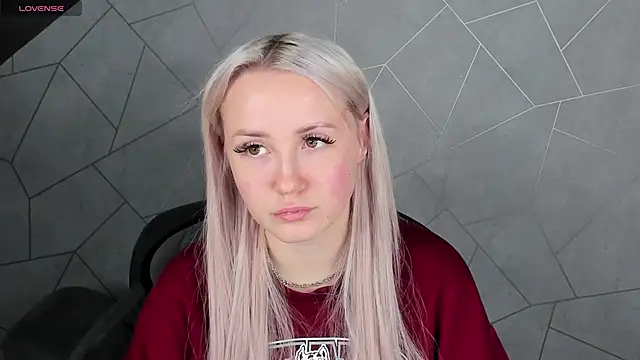 Snapshot of Joyce_Howard chatting on October 21, 2:26 am Joyce Howard online show from October 21, 2:26 am