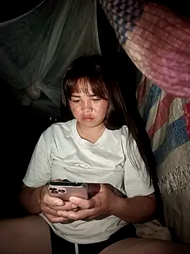 Snapshot of AnHa19 chatting on October 6, 10:25 pm AnHa19 online show from October 6, 10:25 pm