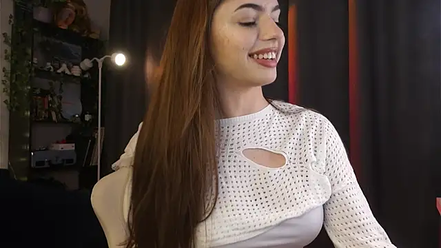 Snapshot of Meowmacito chatting on September 18, 1:20 pm Meowmacito online show from September 18, 1:20 pm