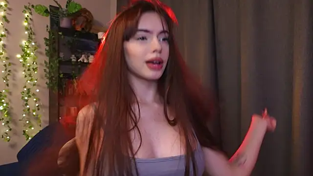 Snapshot of Meowmacito chatting on October 14, 1:25 pm Meowmacito online show from October 14, 1:25 pm