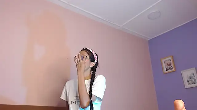 akisha lims26 online show from October 2, 1:38 pm