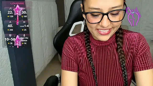 Miah Jones r  online show from September 12, 12:45 pm