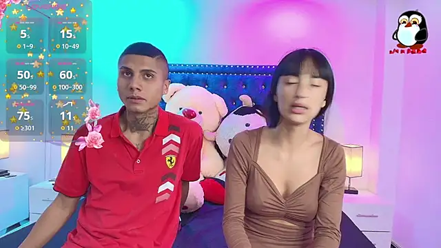 Snapshot of Damian_and_roxanne chatting on September 25, 12:37 pm Damian and roxanne online show from September 25, 12:37 pm