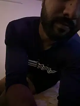 Snapshot of Naughty_couple_live chatting on October 10, 9:25 am Naughty couple live online show from October 10, 9:25 am