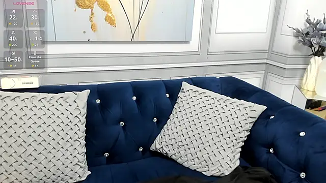 Snapshot of Scarleth_horny chatting on October 3, 11:32 pm Scarleth horny online show from October 3, 11:32 pm