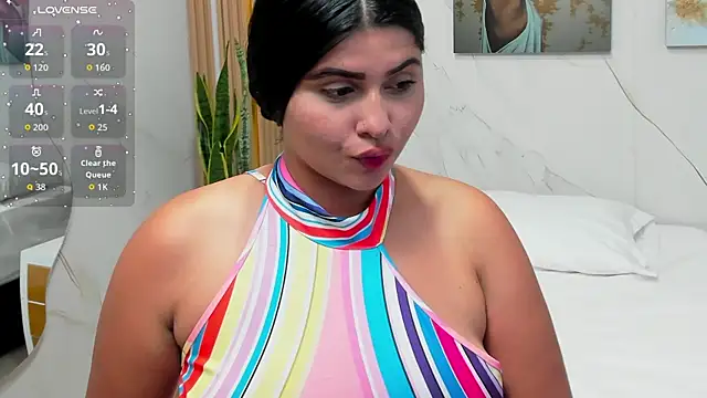 Snapshot of Scarleth_horny chatting on October 28, 10:58 pm Scarleth horny online show from October 28, 10:58 pm