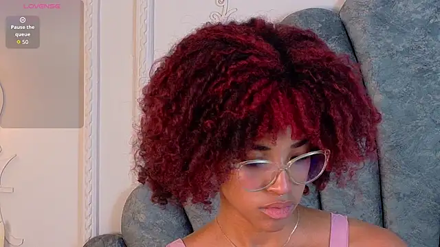 Charlotte-Novac online show from September 26, 7:11 pm