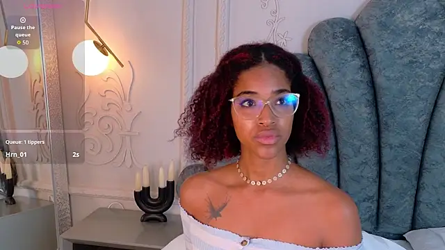 Charlotte-Novac online show from October 1, 1:38 pm