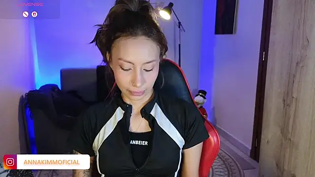 Snapshot of AnnaKimm chatting on September 11, 11:38 pm AnnaKimm online show from September 11, 11:38 pm