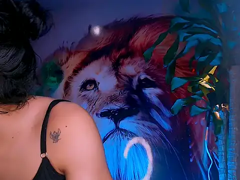 Snapshot of Cristal_Gem1 chatting on October 28, 4:40 am Cristal Gem1 online show from October 28, 4:40 am