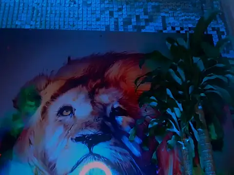 Snapshot of Cristal_Gem1 chatting on October 13, 9:28 pm Cristal Gem1 online show from October 13, 9:28 pm