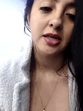 Snapshot of salo-rousee chatting on September 14, 3:48 am salo-rousee online show from September 14, 3:48 am