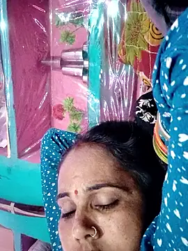 Snapshot of Pooja750 chatting on October 27, 6:13 pm Pooja750 online show from October 27, 6:13 pm