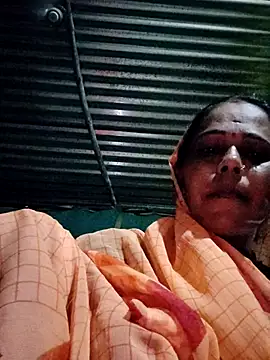 Snapshot of Pooja750 chatting on September 21, 6:06 pm Pooja750 online show from September 21, 6:06 pm