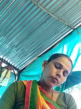 Snapshot of Pooja750 chatting on October 5, 7:02 am Pooja750 online show from October 5, 7:02 am