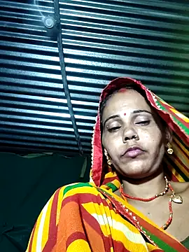 Snapshot of Pooja750 chatting on September 20, 5:33 pm Pooja750 online show from September 20, 5:33 pm