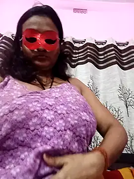 Snapshot of Gullapi chatting on September 19, 6:51 pm Gullapi online show from September 19, 6:51 pm