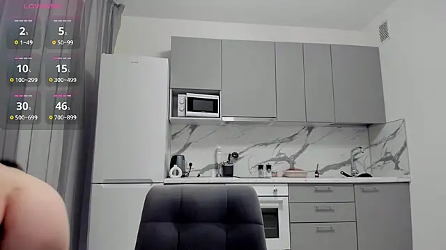 Miriamleroy  online show from October 13, 10:23 pm