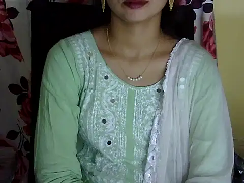 Snapshot of Rahat_S chatting on October 24, 5:03 am Rahat S online show from October 24, 5:03 am