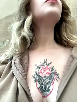 Snapshot of Mimiumuy chatting on September 18, 3:43 pm Mimiumuy online show from September 18, 3:43 pm