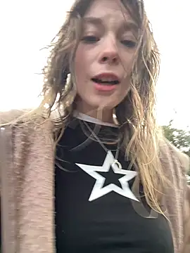 Snapshot of Mimiumuy chatting on September 23, 2:15 pm Mimiumuy online show from September 23, 2:15 pm