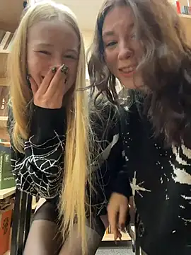 Snapshot of Mimiumuy chatting on November 1, 3:05 pm Mimiumuy online show from November 1, 3:05 pm