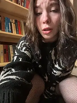 Snapshot of Mimiumuy chatting on October 31, 2:54 pm Mimiumuy online show from October 31, 2:54 pm