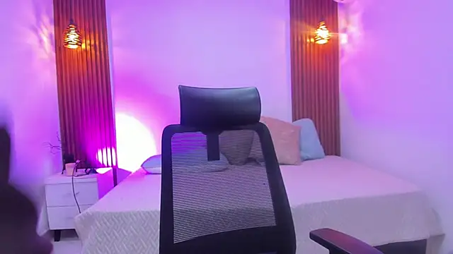 zoe evans5 online show from October 25, 12:35 pm