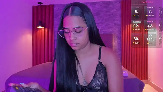 zoe evans5 online show from October 4, 2:43 pm