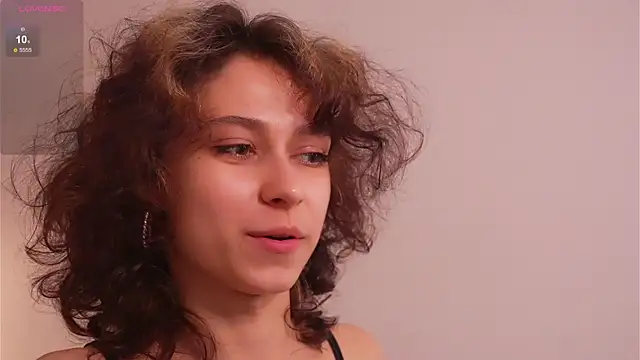 Snapshot of MimiLicks chatting on September 27, 1:40 pm MimiLicks online show from September 27, 1:40 pm