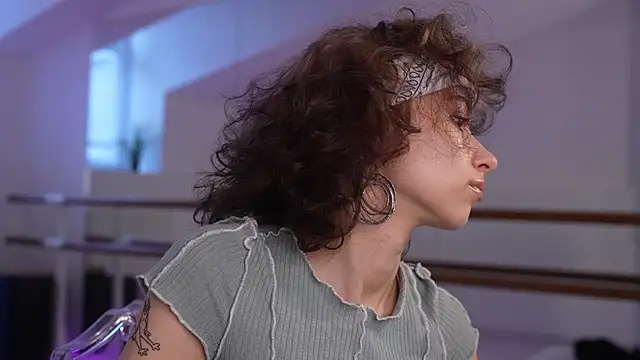 Snapshot of MimiLicks chatting on September 22, 12:58 pm MimiLicks online show from September 22, 12:58 pm