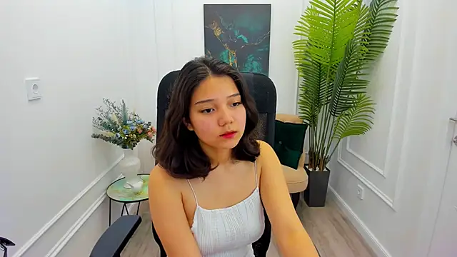ElliVensda online show from September 15, 7:54 pm