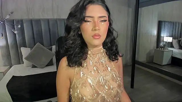 KymRoses online show from September 12, 7:43 pm