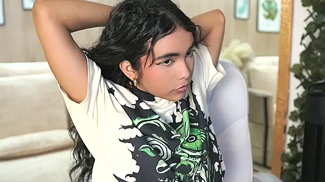 Snapshot of GiaNovak chatting on October 29, 7:49 pm GiaNovak online show from October 29, 7:49 pm