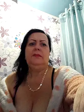 Snapshot of 430LekaLove chatting on October 4, 10:14 pm 430LekaLove online show from October 4, 10:14 pm