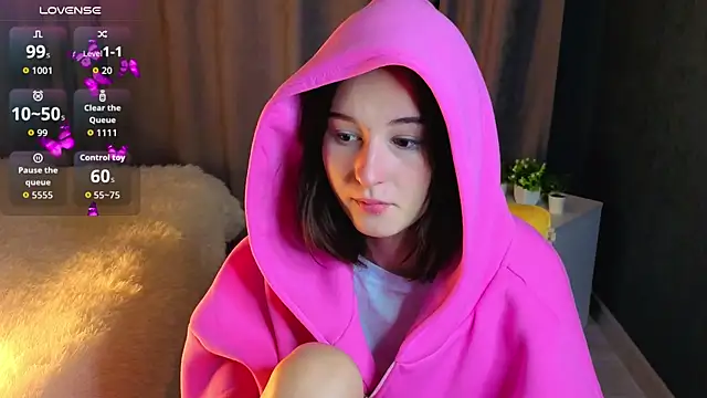 Mary Smitt online show from October 4, 7:29 pm