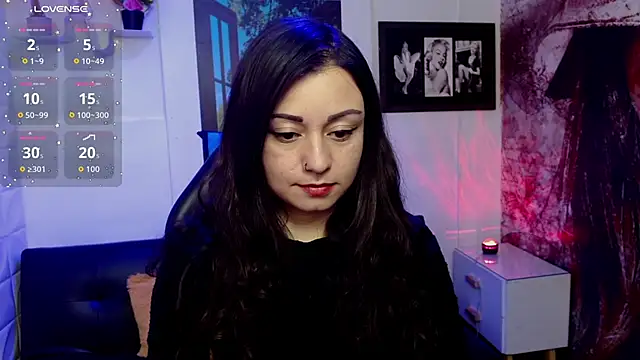 Snapshot of Eva_Roussell chatting on October 14, 4:31 pm Eva Roussell online show from October 14, 4:31 pm