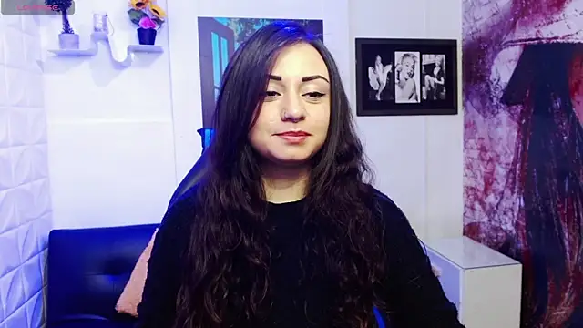 Snapshot of Eva_Roussell chatting on October 1, 2:55 pm Eva Roussell online show from October 1, 2:55 pm