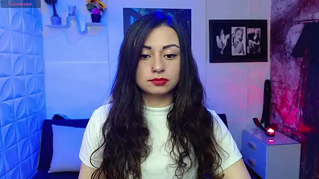 Snapshot of Eva_Roussell chatting on October 27, 2:34 pm Eva Roussell online show from October 27, 2:34 pm