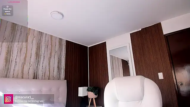 miss curazao online show from January 19, 12:45 pm