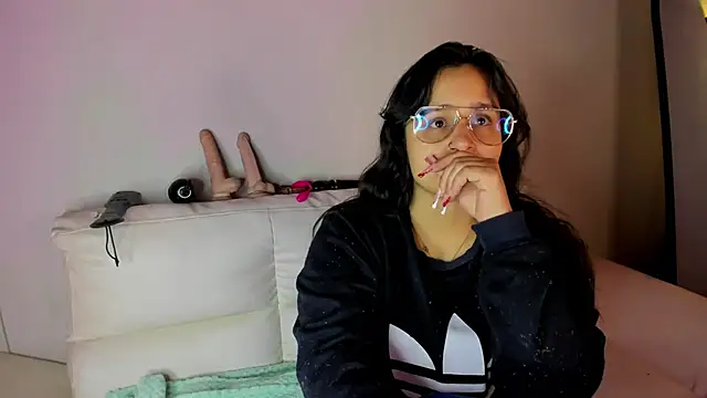  adahara queen online show from October 15, 4:15 am