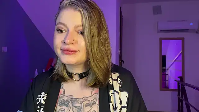 Mia Kamp online show from September 11, 5:57 pm