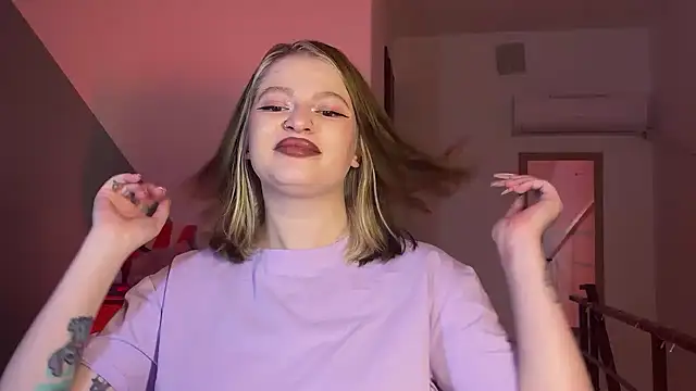 Mia Kamp online show from September 8, 8:41 pm
