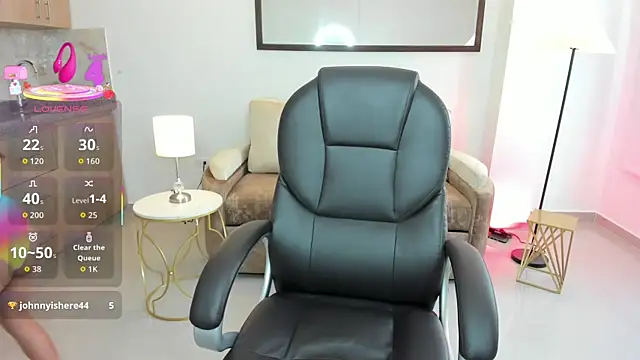 Snapshot of issi_loren chatting on October 23, 6:47 pm issi loren online show from October 23, 6:47 pm