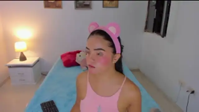 Snapshot of Valeri_13 chatting on October 25, 3:25 am Valeri 13 online show from October 25, 3:25 am