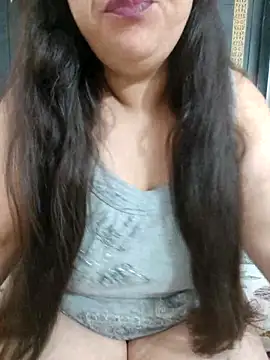 Snapshot of Hot-lino chatting on October 31, 4:00 pm Hot-lino online show from October 31, 4:00 pm